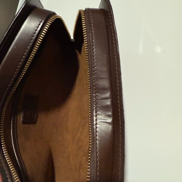 louis vuitton clutch - Picture 7 of 9